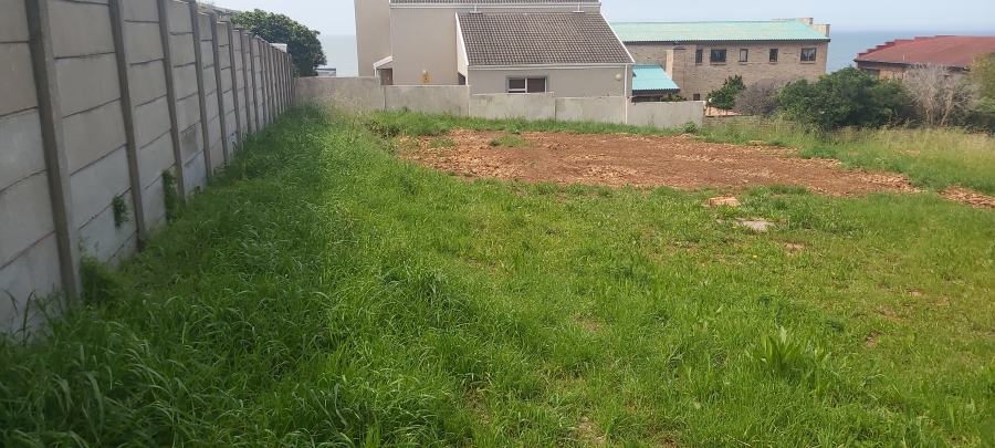 0 Bedroom Property for Sale in Wavecrest Eastern Cape